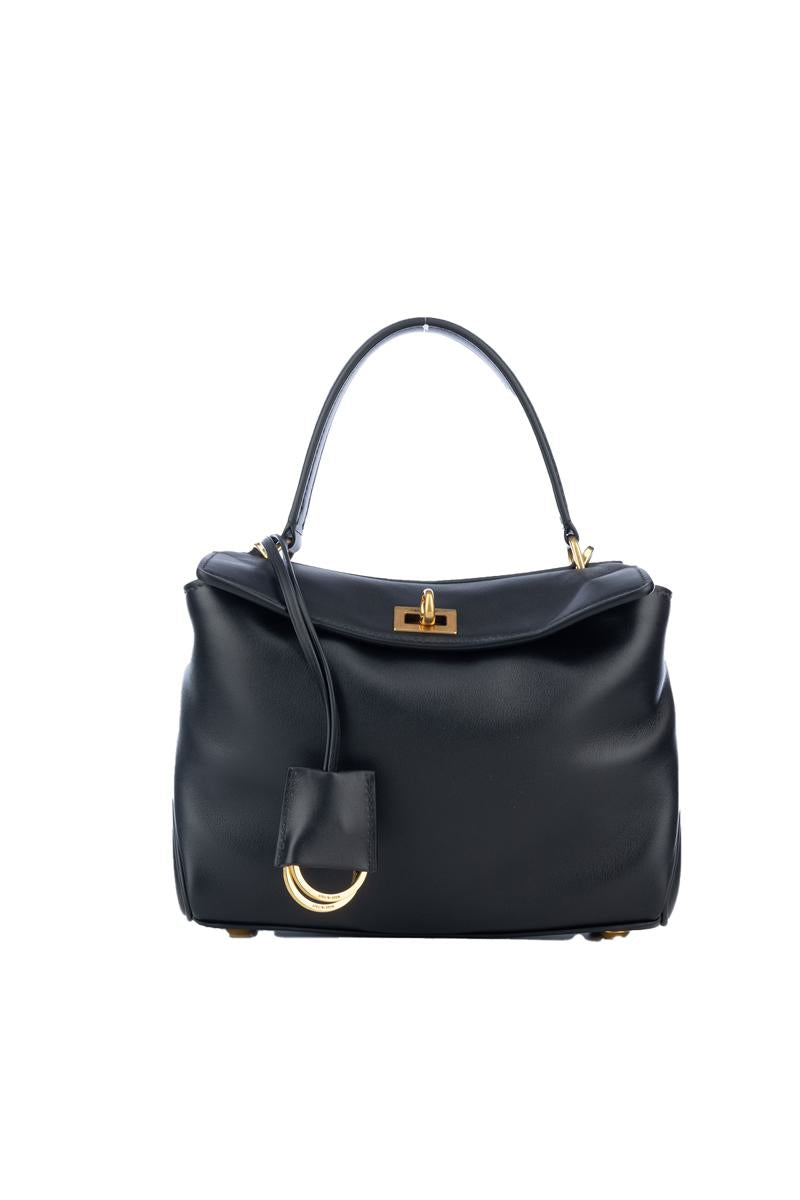 Balenciaga axelväskor.