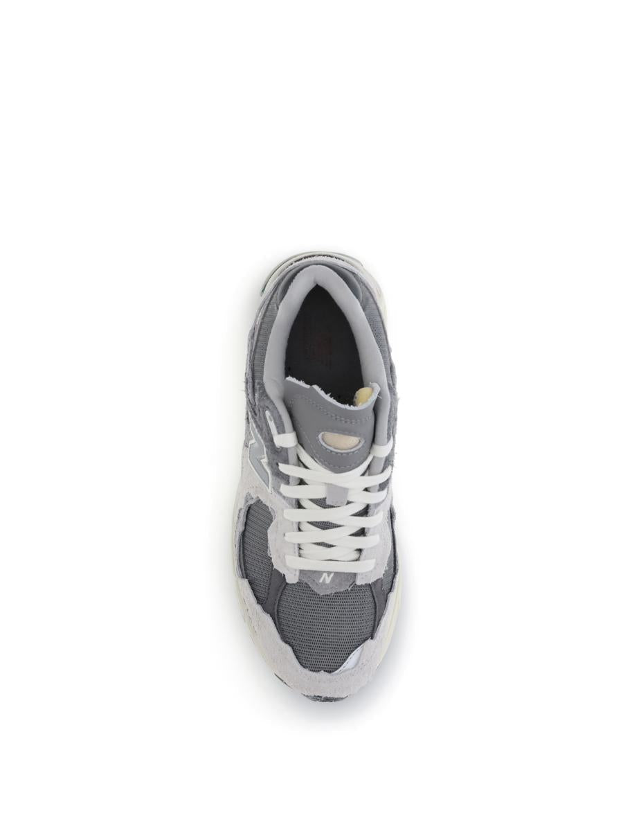 Nya balanssneakers