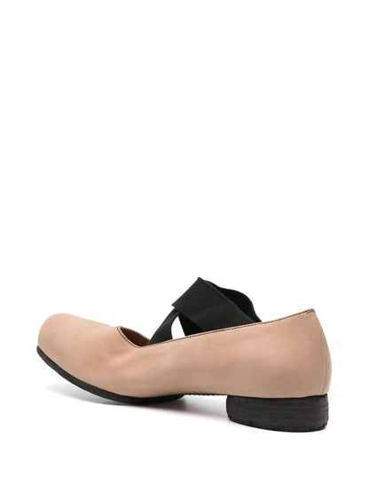 Uma Wang platta skor