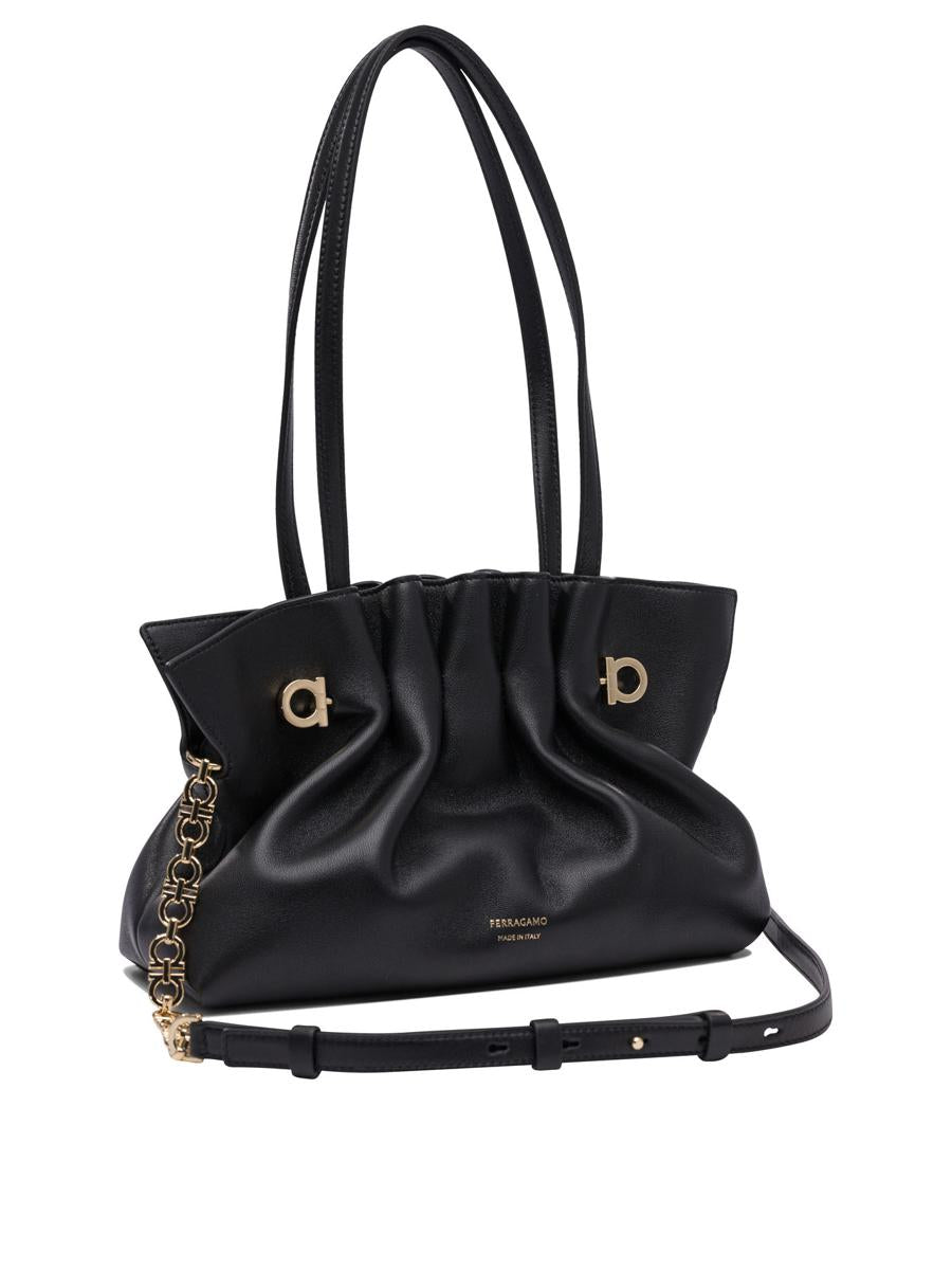 Salvatore Ferragamo Axelväskor