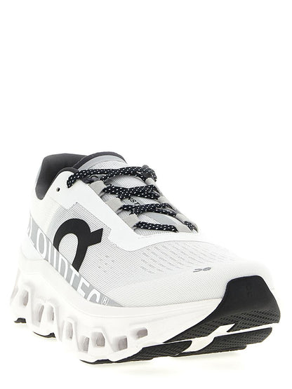 Om att springa med 'Cloudmonster'-sneakers