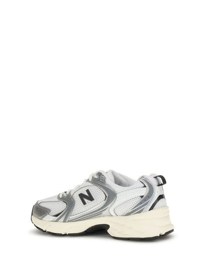 Nya balanssneakers