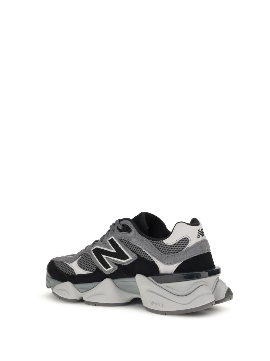 Nya balanssneakers