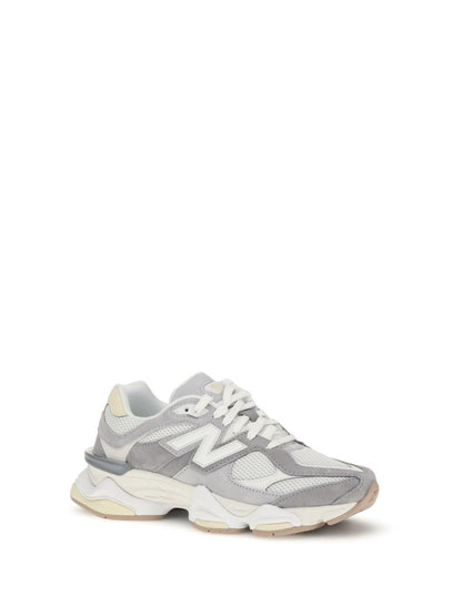 Nya balanssneakers