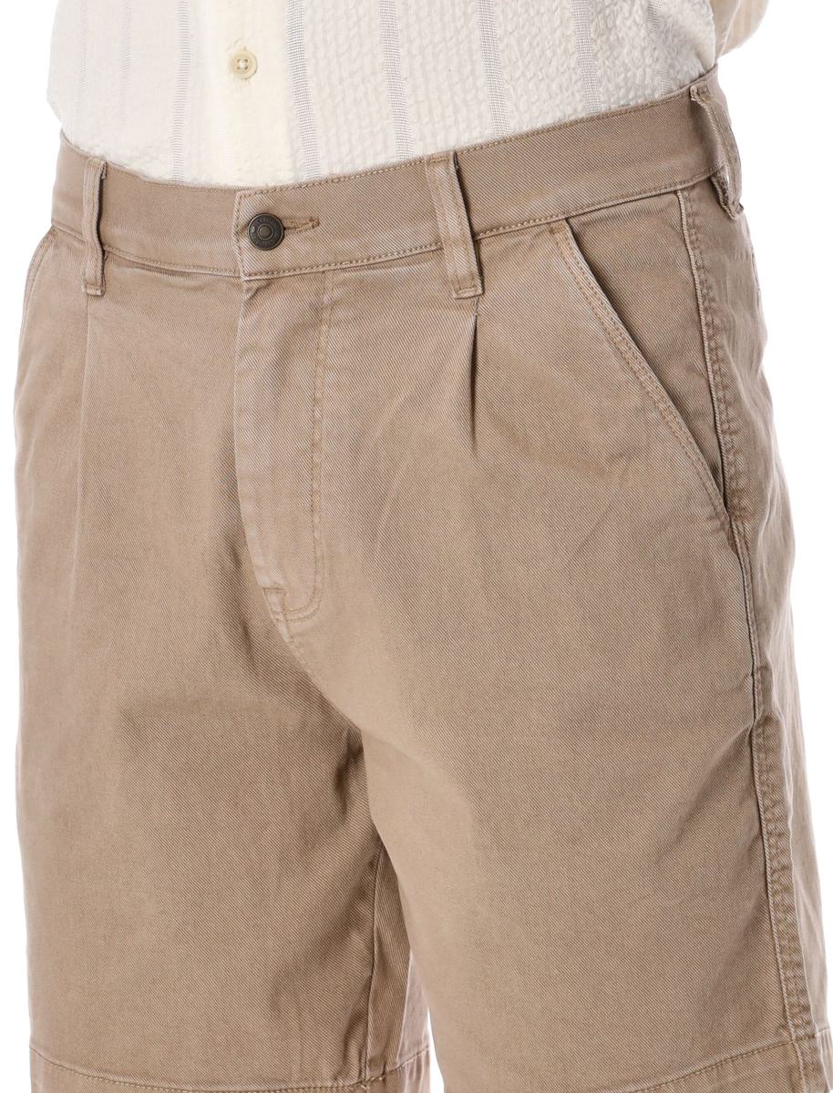 Korridorveckade shorts