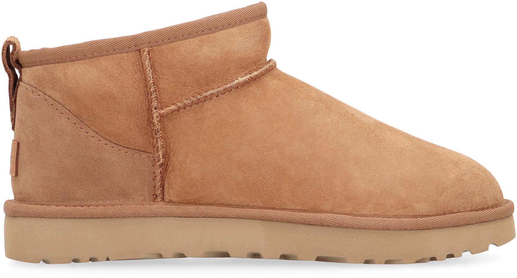 UGG Classic Ultra Mini Ankelstövlar