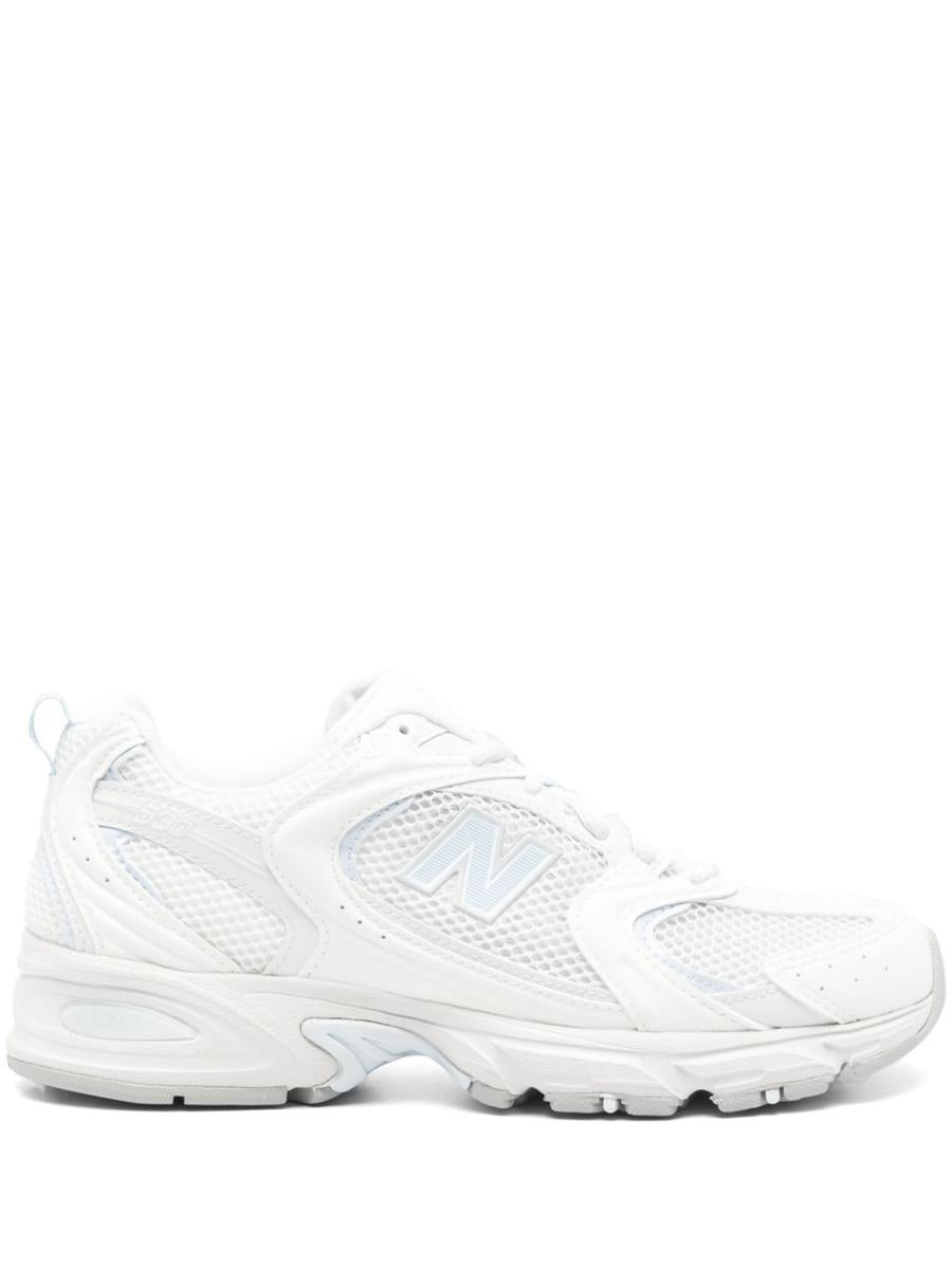 Nya balanssneakers