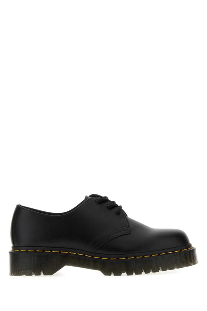 Dr. Martens snörskor