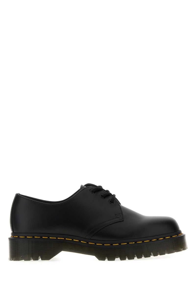 Dr. Martens snörskor