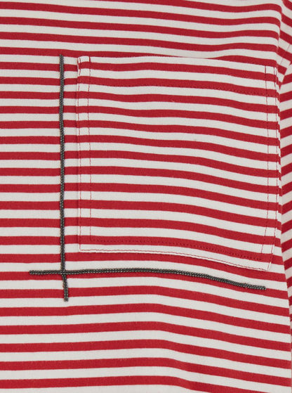 Röd rundhalsad t-shirt med heltäckande randigt motiv och juveldetalj framtill i bomull för kvinnor