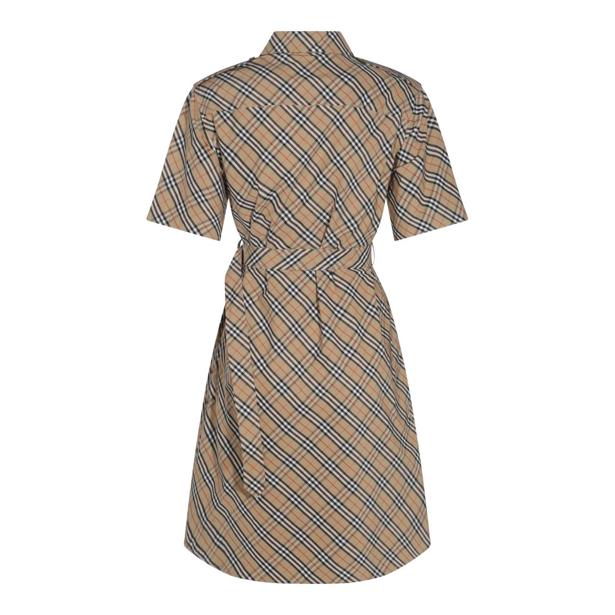 Burberry-klänningar