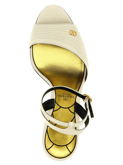 Valentino Garavani Valentino Garavani 'Ladycrush' sandaler