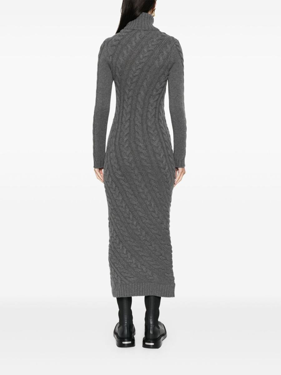 Max Mara-klänningar