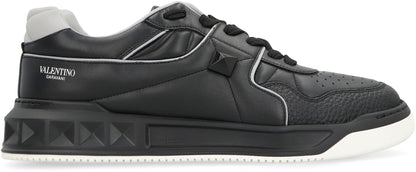 Valentino Garavani One Stud Low-Top Sneakers